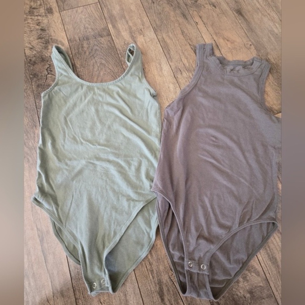 Set of Two Small Sleeveless Bodysuits in Green and Gray  Gap And Maurices